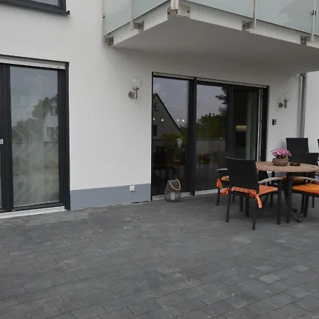 Сasa de vacaciones Comfortable And Luxurious In A Wooded Area With Sweeping Views Kaisersesch
